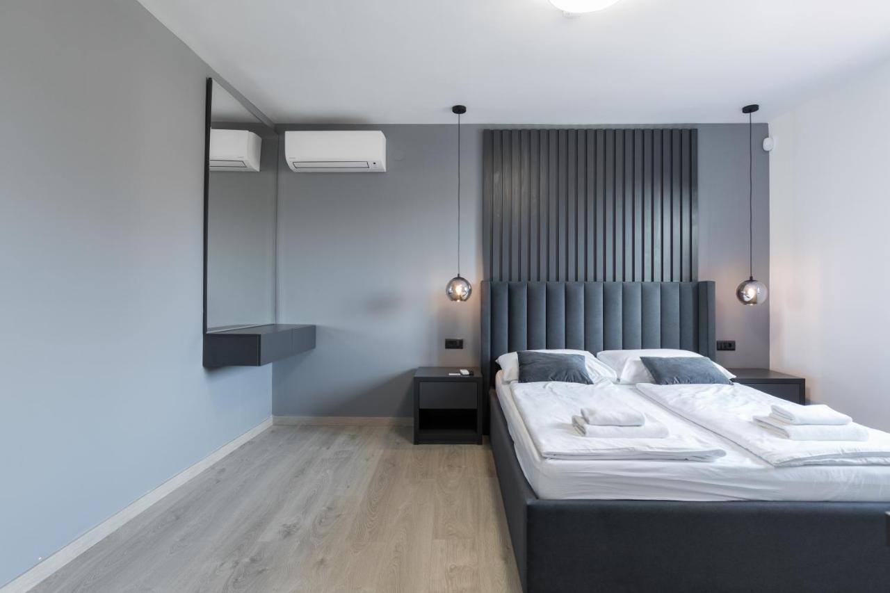 Boutique Suites Joyce Medulin Extérieur photo